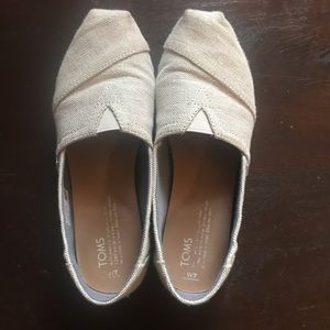 Toms-cream/shimmer